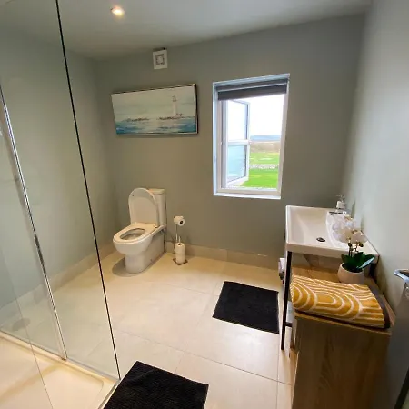 ベッド・アンド・ブレックファスト The Burren Tubber